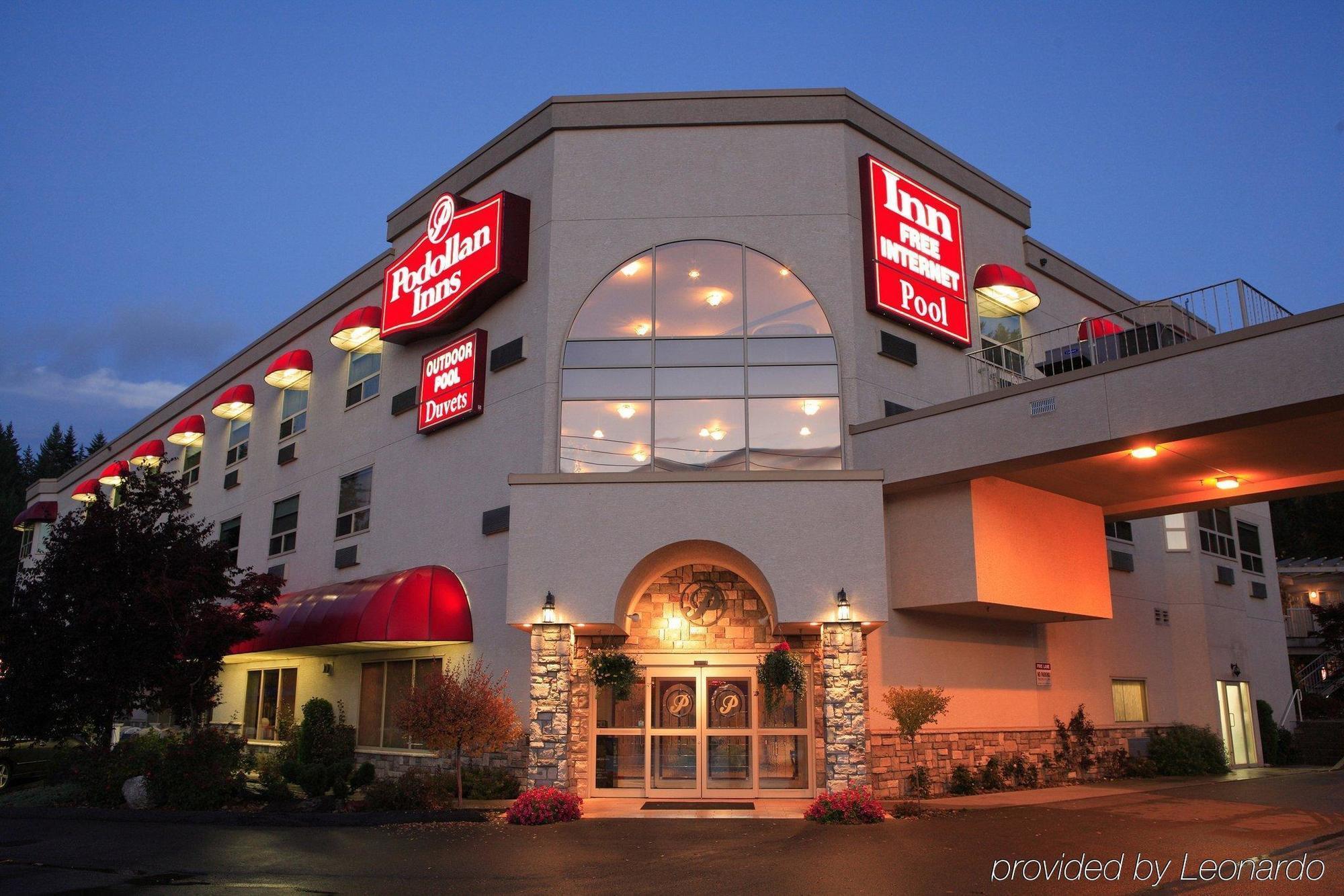 Hilltop Inn - Салмон-Арм Екстер'єр фото